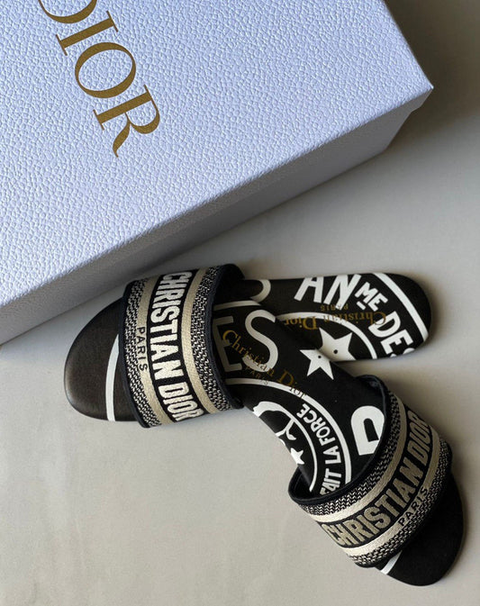 DIOR