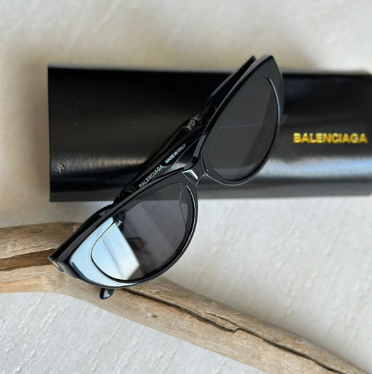 BALENCIAGA