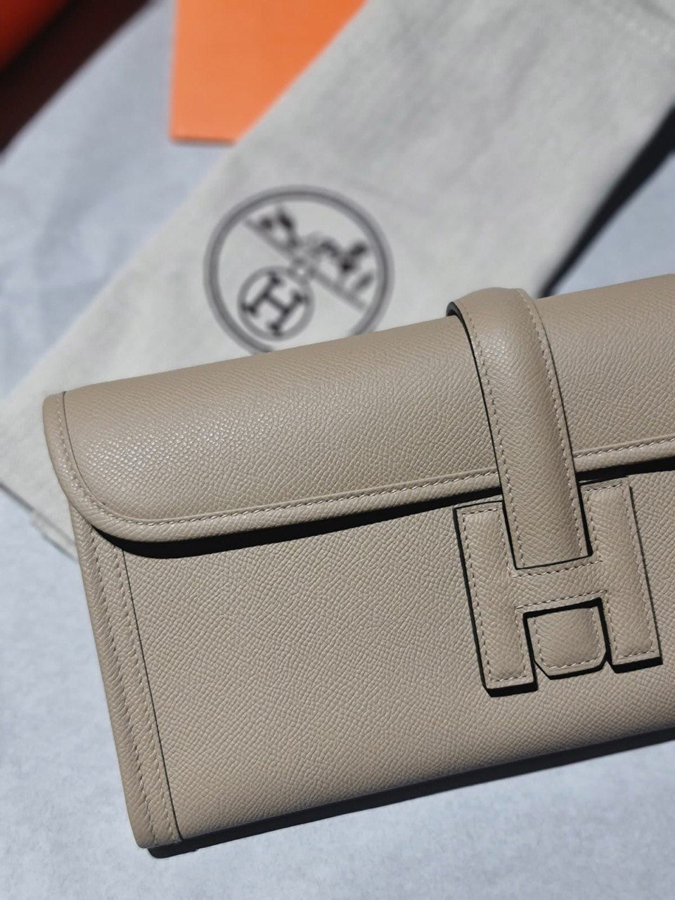 HERMES (3 Color)