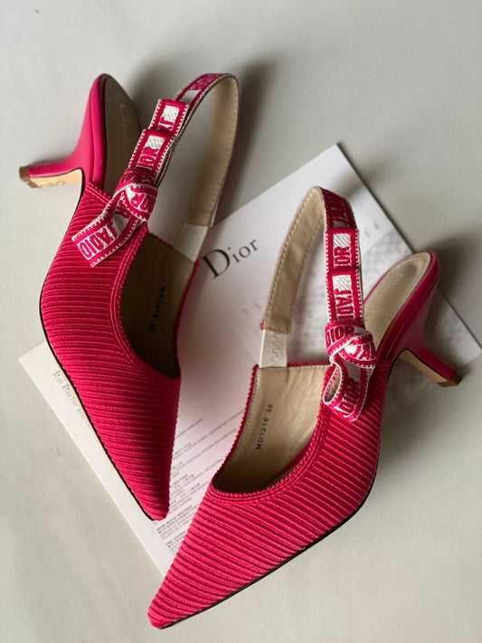 DIOR