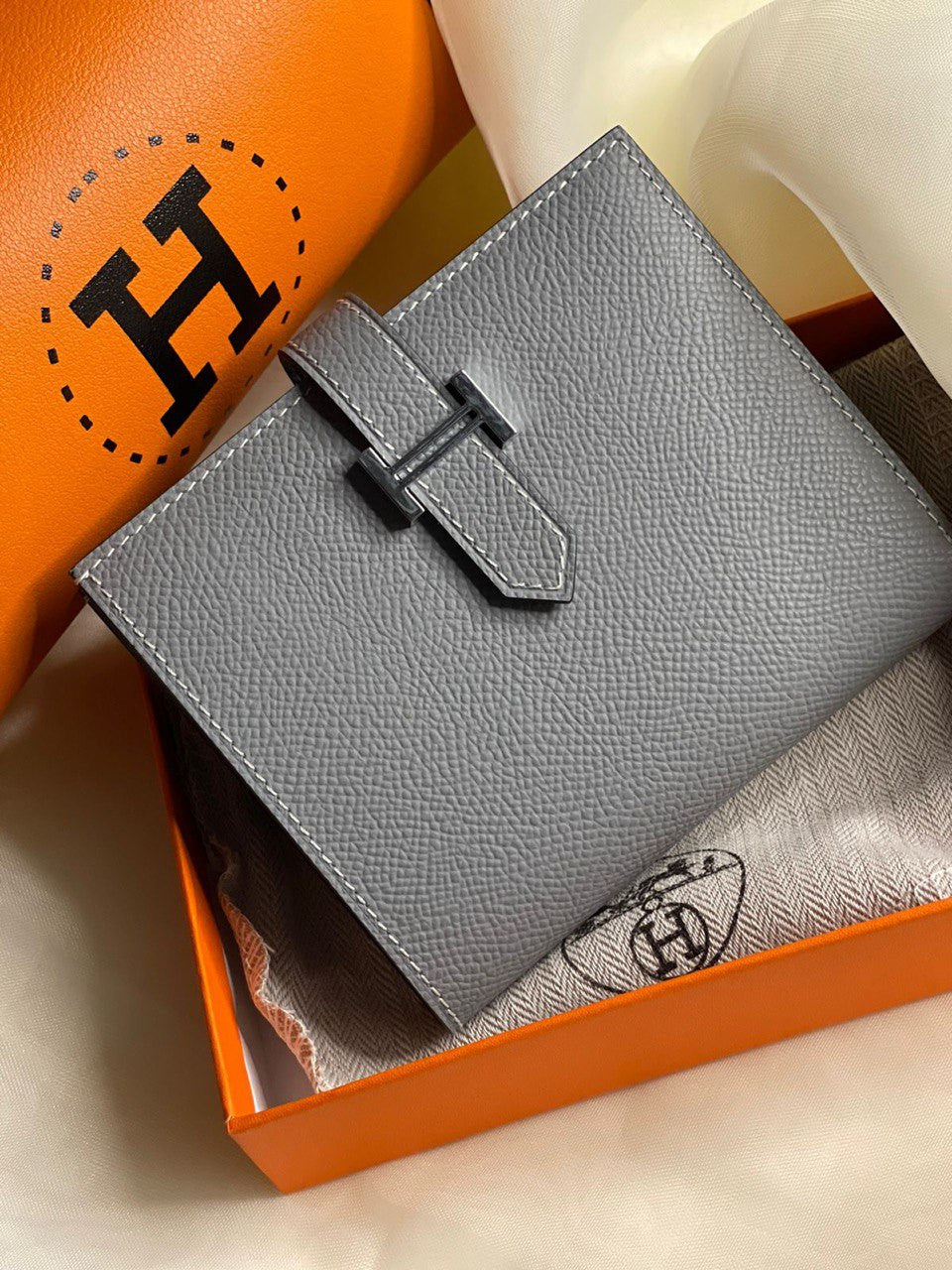 HERMES (3 Color)