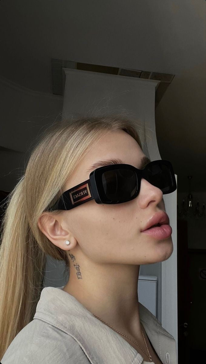 VERSACE